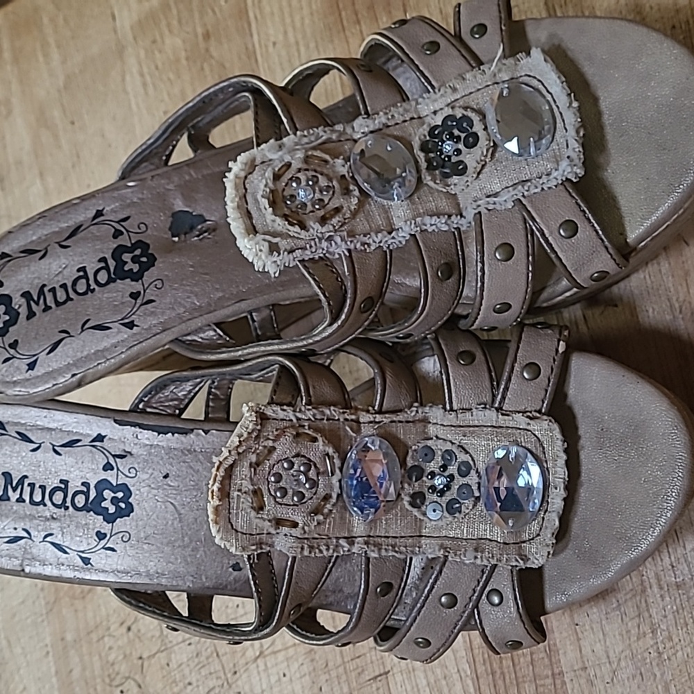 Mudd Vintage Wedge